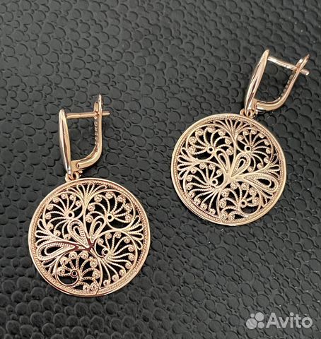 Роскошные серьги с цветами в винтажном стиле