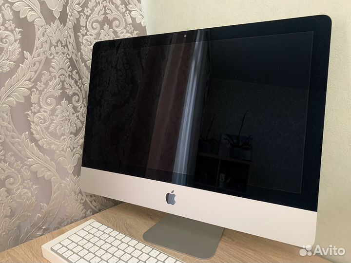 iMac 21.5-inch, Late 2015