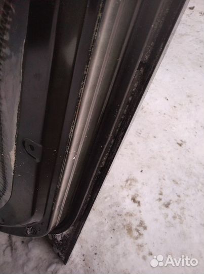 Двери левые Сузуки Гранд Витара и др детали