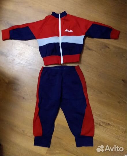 Спортивный костюм