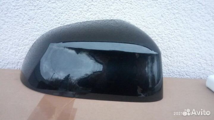 Крышка зеркала правая Bmw X7 G07 2018+