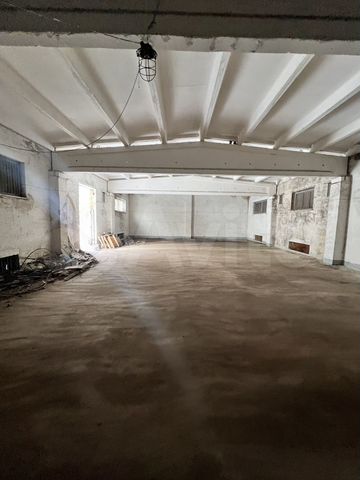 Склад, 498 м²