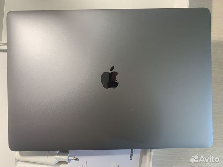Macbook Pro 15 2017 новый аккумулятор