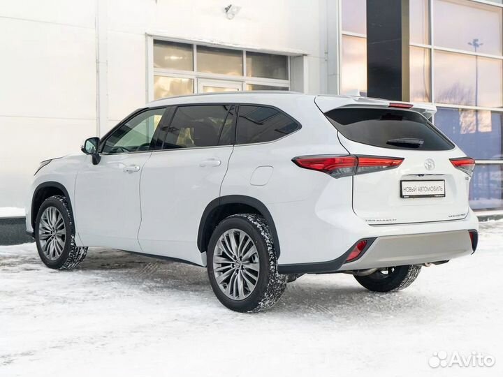 Toyota Highlander 2.0 AT, 2024