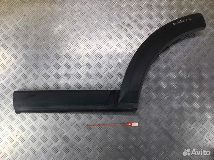 Молдинг двери задней левой Land Rover Discovery DGP000154 276DT