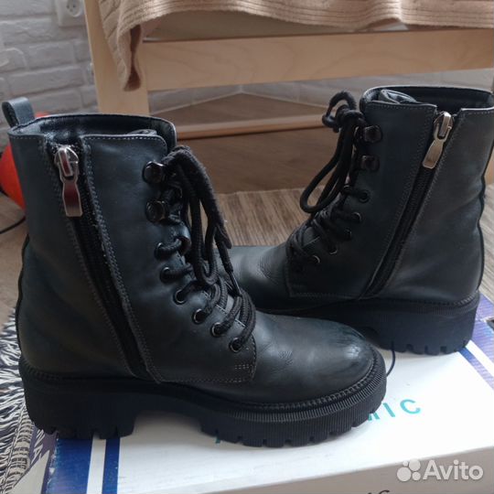 Ботинки для девочки