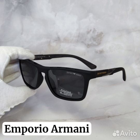 Очки солнцезащитные брендовые