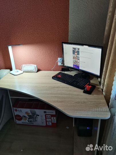 Компьютерное кресло