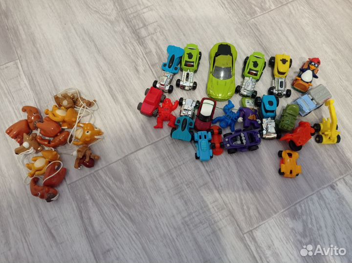 Детские игрушки из киндер