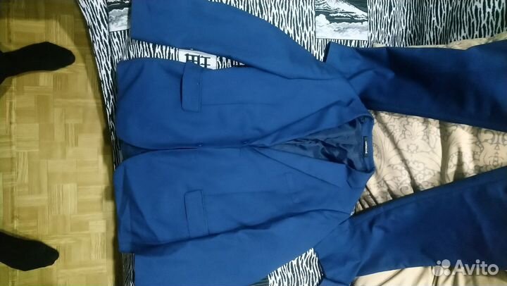 Костюм тройка