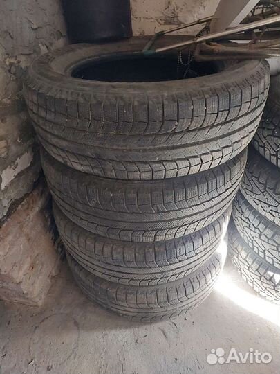 Michelin Latitude X-Ice 225/65 R17 102