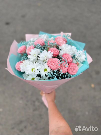 Нежный сборный букет