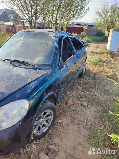LIFAN Breez (520) 1.6 МТ, 2010, битый, 92 000 км