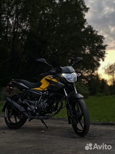 Bajaj pulsar ns 125