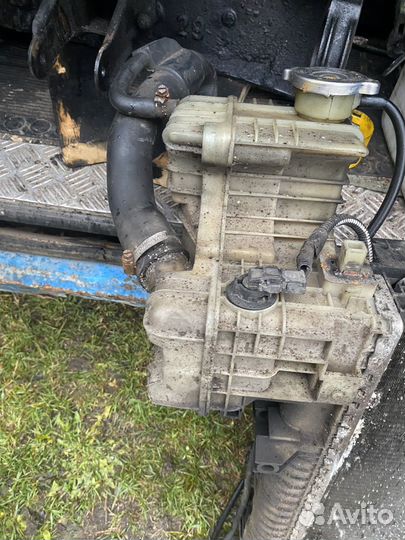 Радиатор основной на mercedes vito 638 2.3