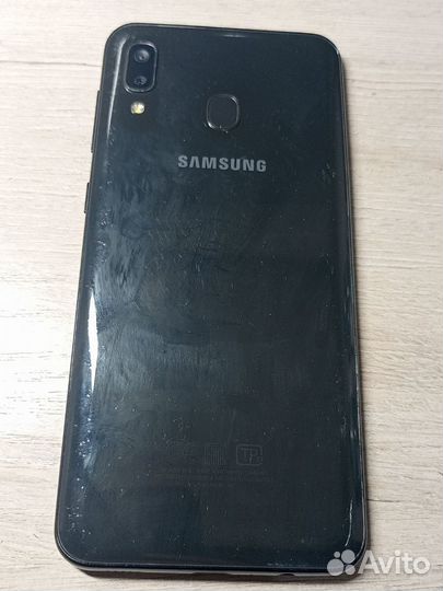 Samsung Galaxy A20, 3/32 ГБ