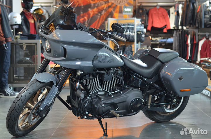 Harley-Davidson LOW rider ST