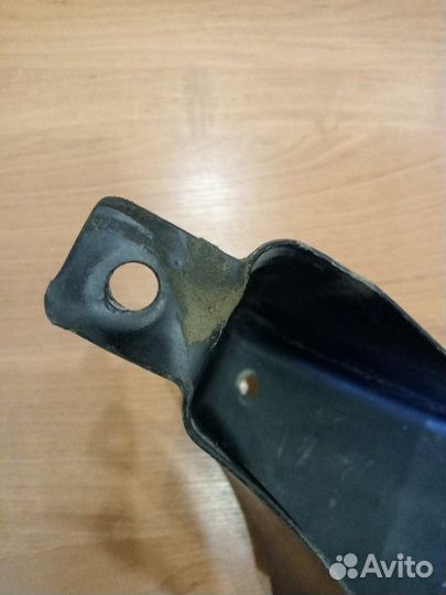 Пыльник крыла Volkswagen Passat B5+ седан ALZ 1