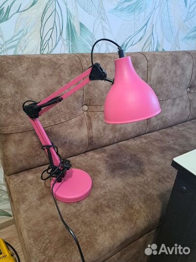 Лампа настольная