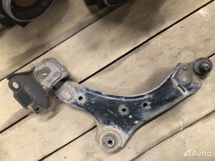 Рычаги правый и левый нижние фрилендер2