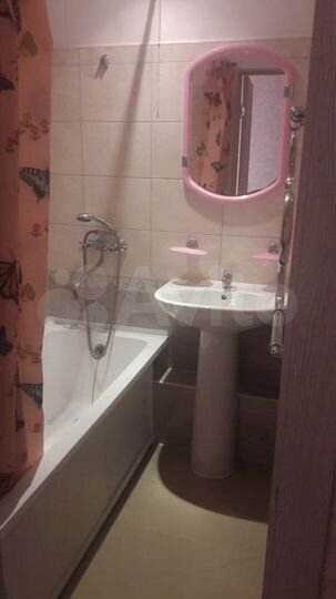 2-к. квартира, 55 м², 2/5 эт.