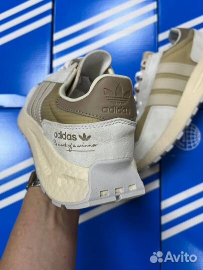 Кроссовки Adidas Retropy E5 Beige