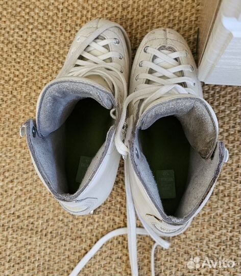 Фигурные коньки wifa