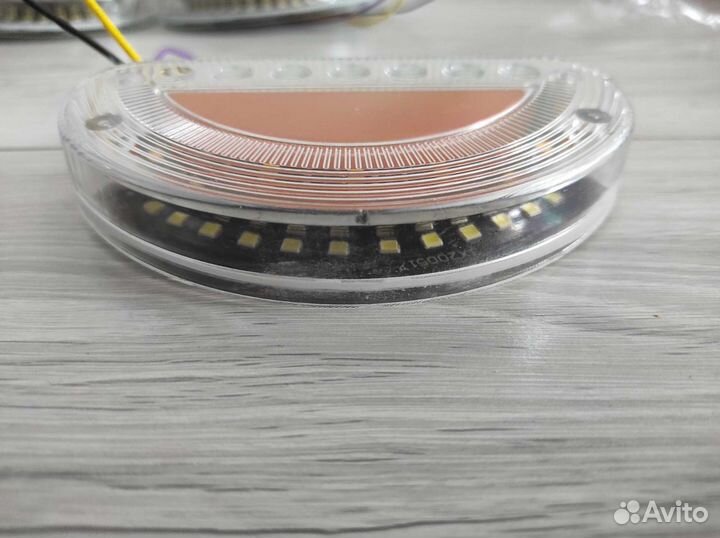 Фонарь габаритный боковой 24V