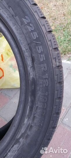 Nokian Tyres Hakkapeliitta R 2.25/55 R18 и 2.25/55 R18 19B
