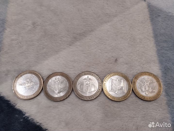 Юбилейные монеты РФ биметалл