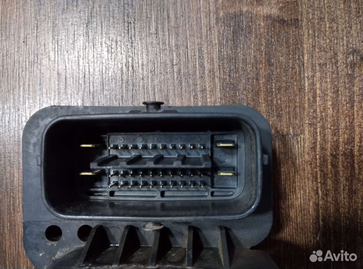 Блок абс Toyota Corolla 150/151 (2013)