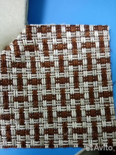 Кухонный уголок со спальным местом в наличии