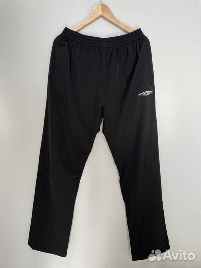 Спортивный костюм в стиле umbro