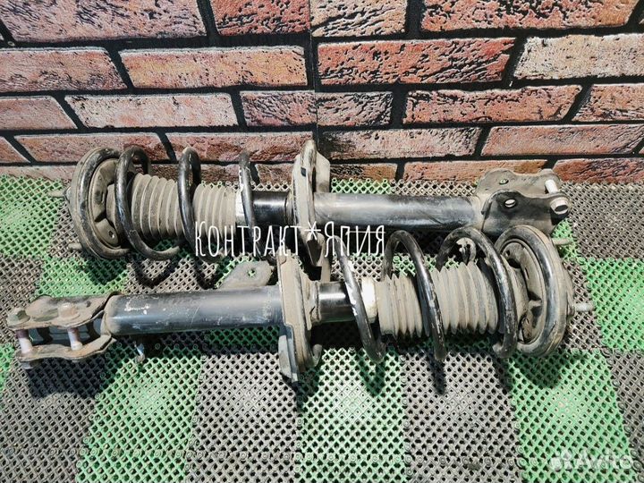 Стойки передние Ford Escape Maverick