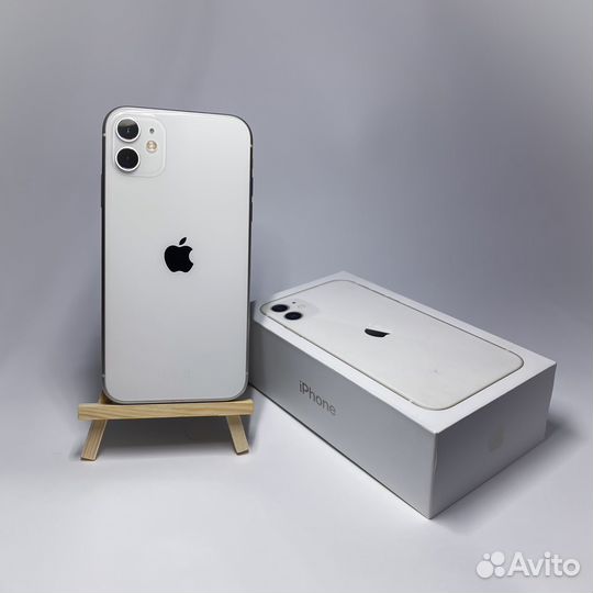 iPhone 11, 64 ГБ