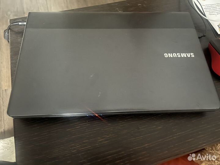 Ноутбук samsung