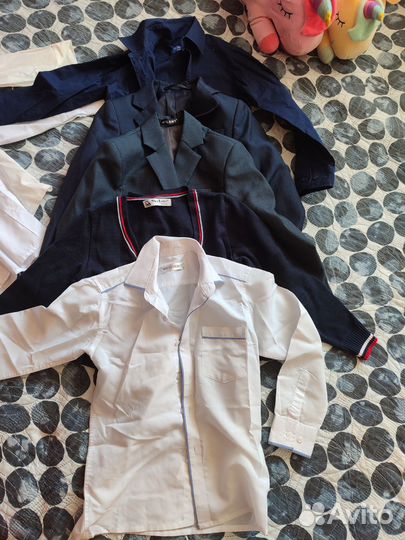 Рубашки, пиджак, кардиган