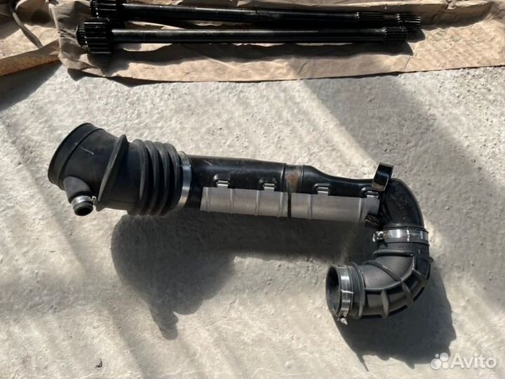 Патрубок воздушного фильтра Faw J7 CA4180P77K25E5