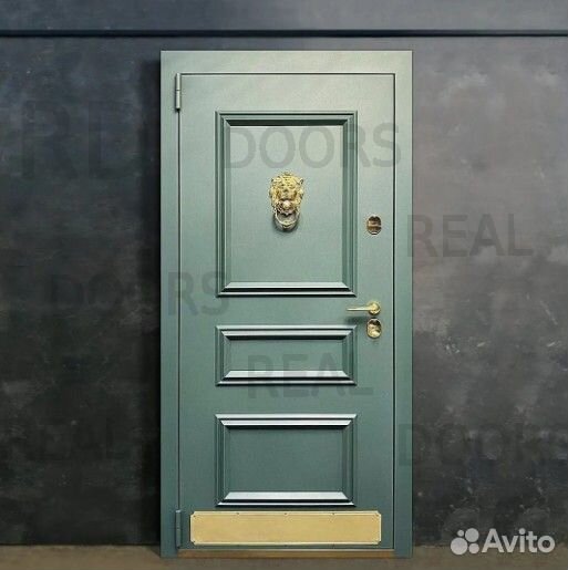 Металлическая входная дверь для улицы