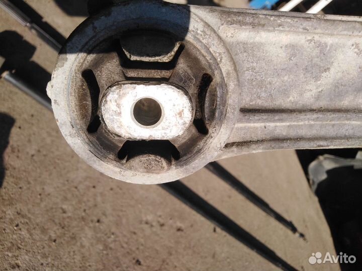 Сайлентблоки заднего редуктора A8 D2