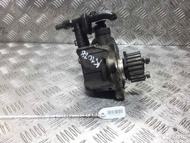 Насос топливный (тнвд) Volkswagen Golf