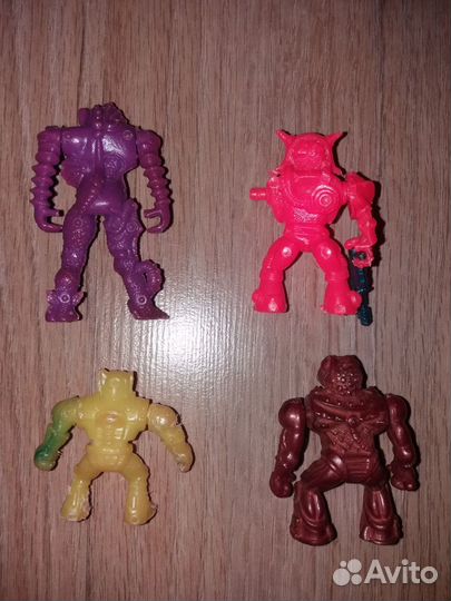 Фигурки Робозвери из 90-х