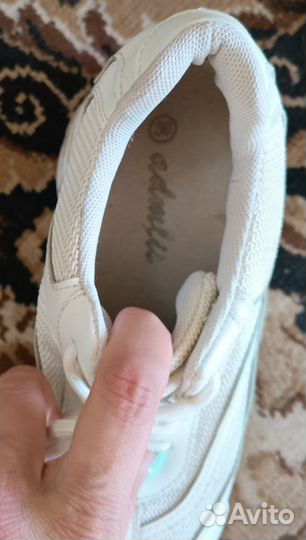Кроссовки женские 39 размер