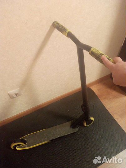 Трюковой самокат