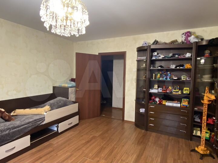 2-к. квартира, 70,1 м², 1/14 эт.