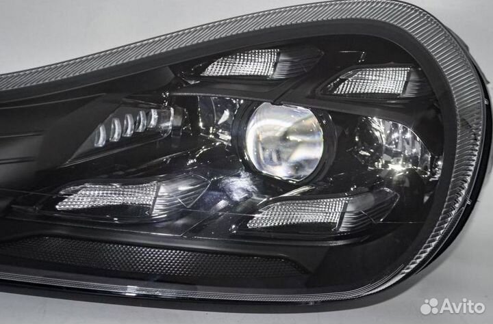 Фары светодиодные Порш Кайен 957
