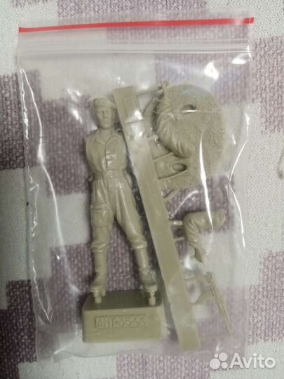 Модель десантника, Прага 1968, 1:35