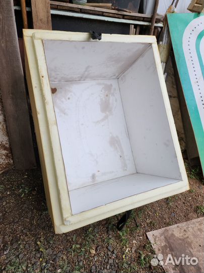 Термоконтейнер из пенопласта