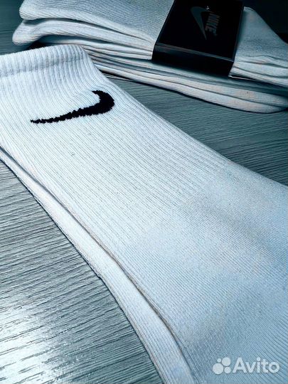 Носки Nike высокие белые