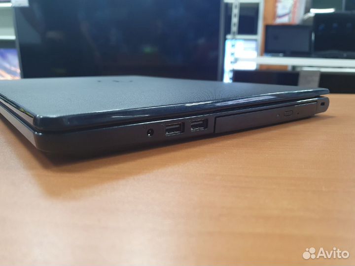 Dell/i3 5005/4GB/Intel HD/1000GB/15.6